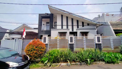 Rumah Eksklusif LT 320 m2, area Pamulang, Tangerang Selatan