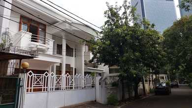 Rumah Area Prime Mega Kuningan Jaksel