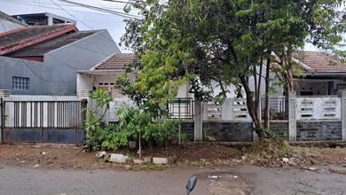 Dijual Rumah Murah Hitung Tanah di Sentul Dalam Komplek