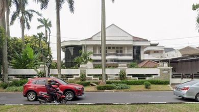 Jual Rumah Cantik Luas 1150 m2 area Pondok Indah, Jakarta Selatan
