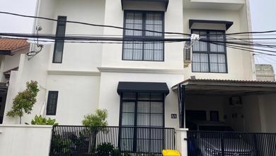 Jual Rumah Cantik 2Lt Dalam Komplek Pejaten Pasar Minggu