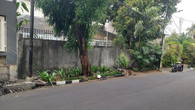 Rumah Sederhana di Gandaria, Jakarta Selatan, LT 348 m2