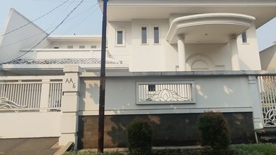 Rumah Mewah Siap Huni JL Permata Berlian Permata Hijau Jaksel