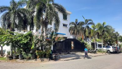 Rumah Elit LT 449 m2, di Pantai Indah Kapuk, Jakarta Utara