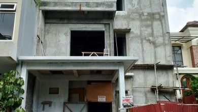 Rumah 3 Lantai Hitung Tanah Permata Mediterania Cluster Diamond