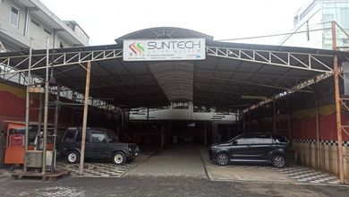 Workahop Pinggir Jalan, Luas 708m² Di Bintaro Jakarta Selatan