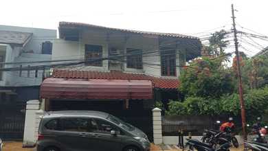 Rumah Mewah di Jl. Pacuan Kuda, Jakarta Timur