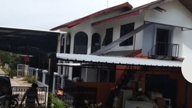 Rumah 2lt, Luas, Murah, 719m2, Di Komplek Btn Kembangan Utara 