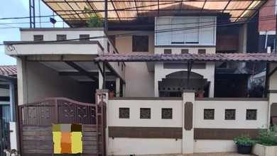 Rumah Di Bukit Rivaria,, Sawangan, Depok; Lt.150m2; Shm