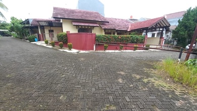 Rumah Asri Lt.226m2 Di Rivaria Sawangan