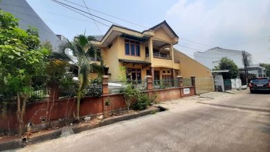 Rumah 2lt, I Luas 322m2 Di Kresek Indah Jl. Dahlia Duri Kosambi