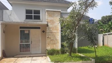 Rumah Strategis Hook, Luas 105m² Di The Jasmine Boulevard Parung