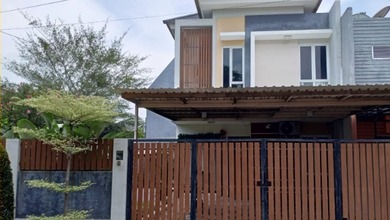 RUMAH TINGKAT DI METLAND MENTENG, CAKUNG, JAKARTA TIMUR; LT.187m2; SHM