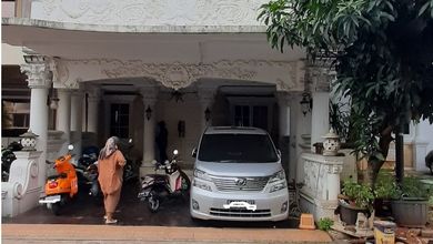 Rumah 2lt, Luas 119m2 Di Cluster Cleopatra Legenda Wisata Cibubur