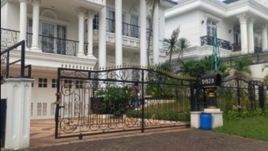 Jual Rumah 800 area Legenda Wisata, Jakarta Timur