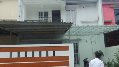 RUMAH TINGKAT DI PERUMAHAN CIBINONG VILLAGE; LT. 114m2; SHM