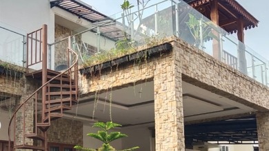 RUMAH TINGKAT MODERN DI PASAR MINGGU, JAKARTA SELATAN; LT.201 m2; SHM