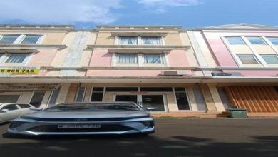Ruko 3 Lantai Royal Gading Square Kelapa Gading Jakut