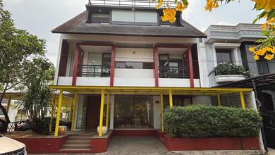 Acacia Residence Hook 2 ¹/² Lantai Bintaro