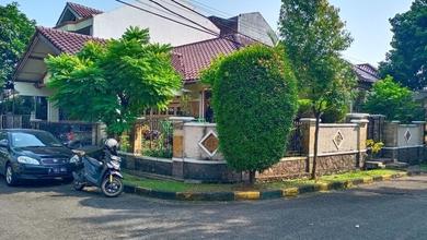 Rumah Hook Dgn LT 464..Asri di Villa Melati Mas