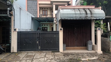 Rumah 2 Lantai Di Jl Puskesmas Pondok Aren