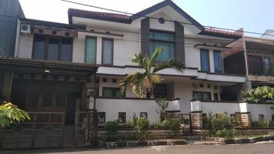 Rumah Bagus Nan Asri 2 Lantai di Taman Yasmin Bogor