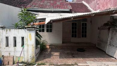 Rumah Tua Hitung Tanah di Cluster Catalina Gading Serpong