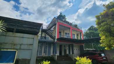 Villa Dgn Luas Tanah 1.280 Dekat Istana Cipanas
