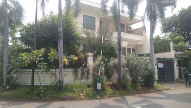 Jual Segera Rumah Mewah area Puri Indah, Jakarta Barat, Luas 335 m2