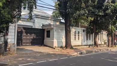Rumah Dijual di Jl Cimahi Menteng Jakarta Pusat