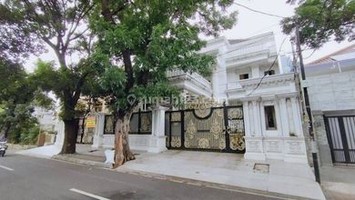 Rumah Dijual di Jl Kramat Vi Kenari Senen Jakarta Pusat