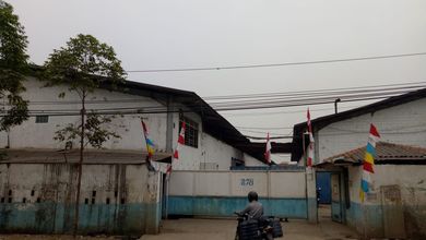 Pabrik dijual di jl prabu siliwangi pasar kemis kab.tangerang