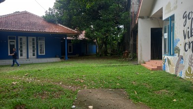Rumah Modern LT 1400 Jual area Lebak Bulus, Jakarta Selatan