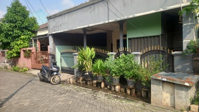 Rumah Dijual Cepat di Komplek Barata Karang Tengah Kota Tangerang