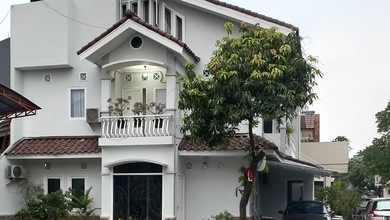 Rumah Modern Luas 130 Jual di Pegangsaan, Jakarta Utara