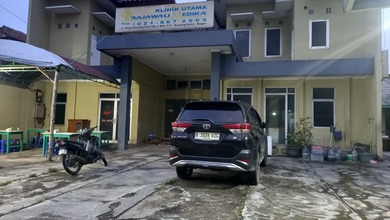 Klinik Dijual Di Jl Raya Gunung Putri Kabupaten Bogor