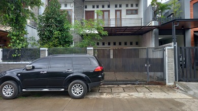 Rumah Elit Luas 250 m2, di Kav DKI, Jakarta Barat