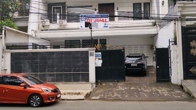 Di Jual Rumah Siap Huni di Jl Agung Indah 3 Sunter Jakarta Utara