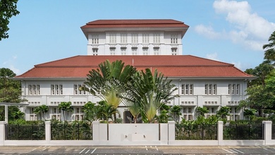 Hotel Bintang 5 Dijual di Jl Cilacap Menteng Jakarta Pusat