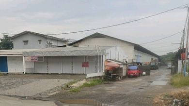 Gudang Dijual Hitung Tanah di Jl Raya Bekasi Cakung Jakarta Timur
