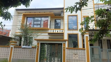 Rumah Bagus Dilambangsari Permai 3 Lantai Habis Direnov Tambun Selatan