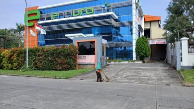 Sebuah Pabrik yang Besar dan Luas di Kawasan Industri Taman Tekno BSD Blok F1 Unit E Kel Setu Kec Setu Tangerang Selatan Banten