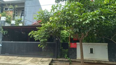 Rumah Cantik Di Perum Kemang Pratama ,rawa Lumbu 