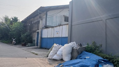Tanah dan Bangunan Exs Pabrik di Kampung Ciakar Kecamatan Panongan Kabupaten Tangerang Banten Lokasi Setrategis