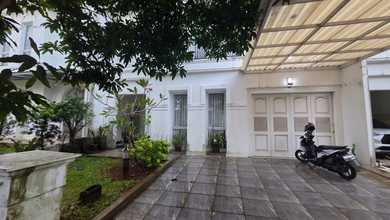 Rumah Cantik di Perum BSD City Foresta(Cluster Collinare) Blok C3 No 3 Rt001 Rw04 Kel Pagedangan Kec Pagedangan Kab Tangerang Banten