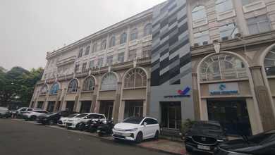 Rukan 4 Lantai di Green Like City Cronw Blok C No 30 Kel Petir Kec Cipondoh Kota Tangerang