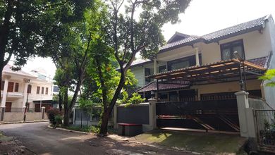 Rumah Cantik 2 Lantai di Cibubur Termurah