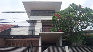 Rumah Modern area Pondok Indah, Jakarta Selatan, LT 288 m2