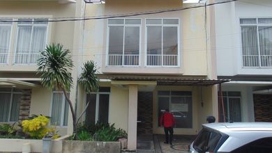 Rumah 2 Lantai Cluster Belle Fille Townhouse Bintaro