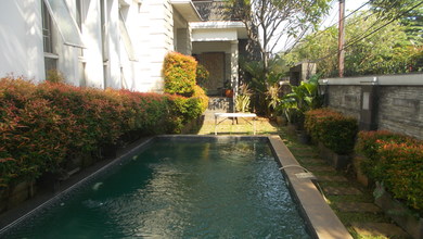 Rumah Hook Ada Swimm Pool Di Cilandak Jaksel